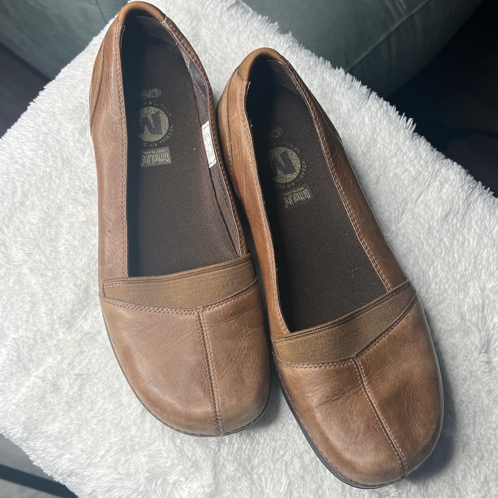 Merrell Women's Tan Leather Loafers
